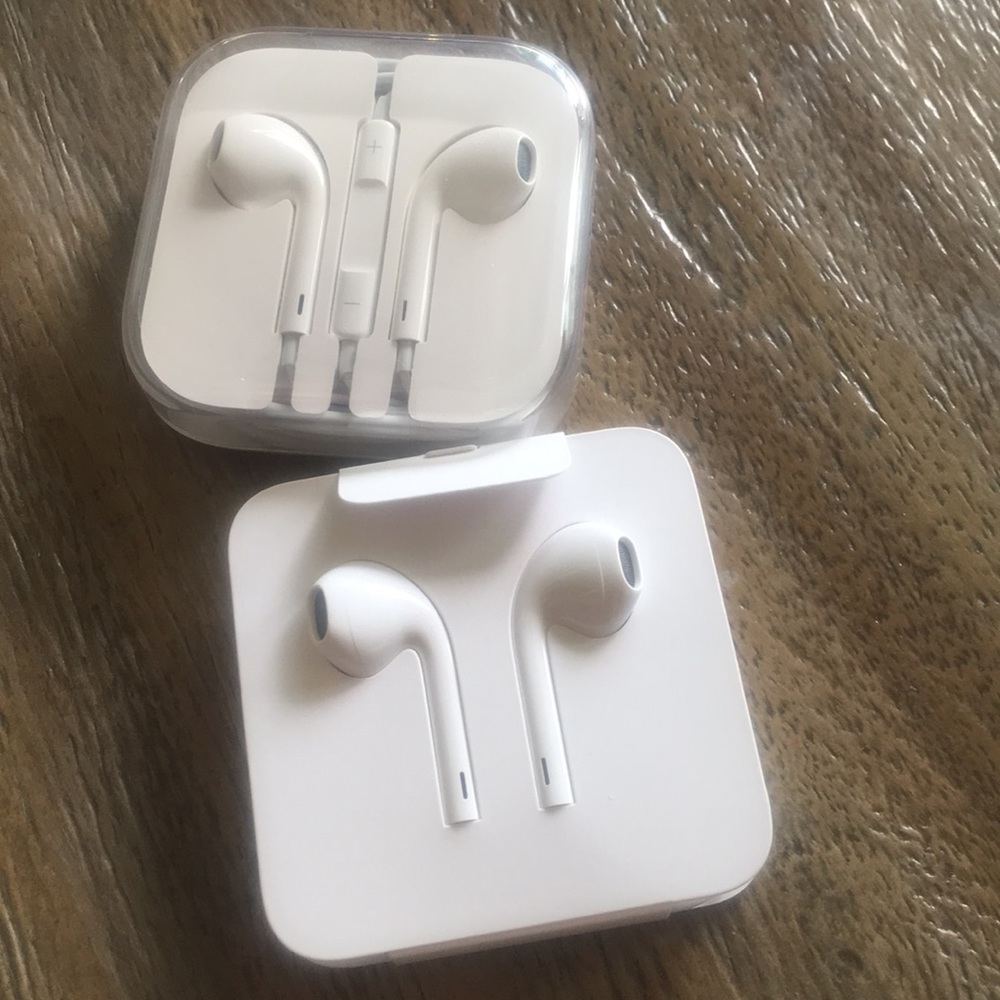 Apple EarPods